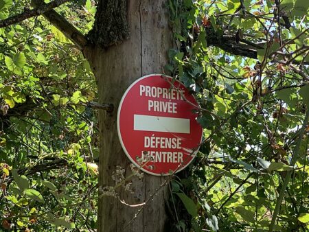 Panneau Propriété Privée Bois Cormorey St Cyr Menthon